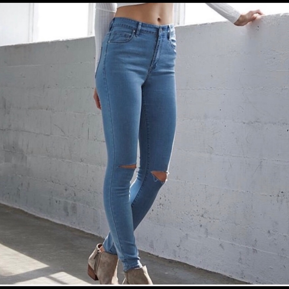 High wasted jeans